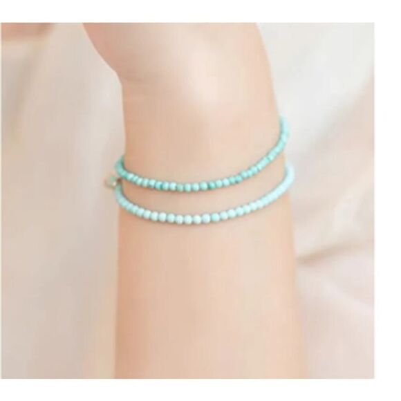 Turquoise Glass Bead Bracelet Size 6 Inch - Picture 1 of 9